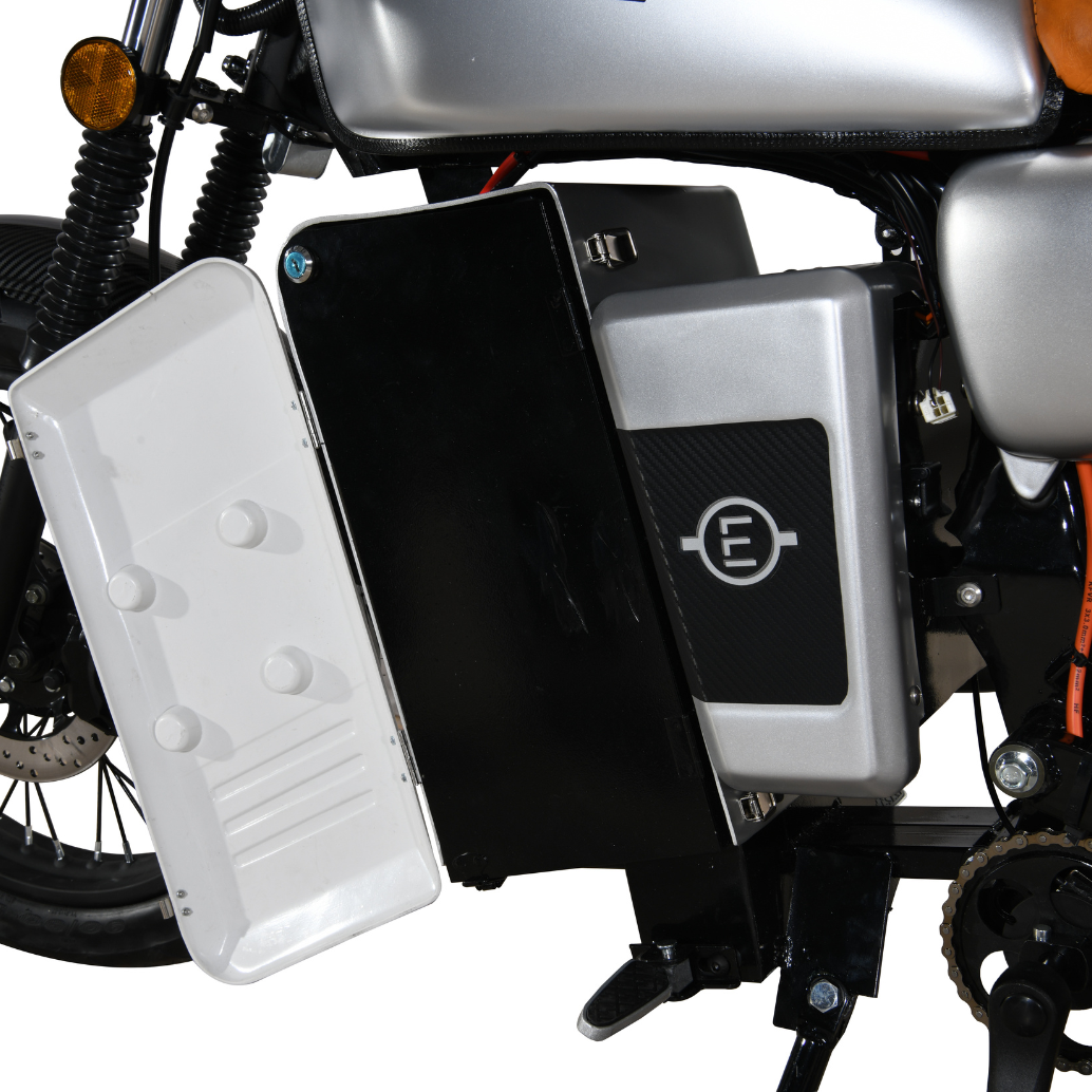 Evoque Legacy parked outdoors, electric motorbike urban commute