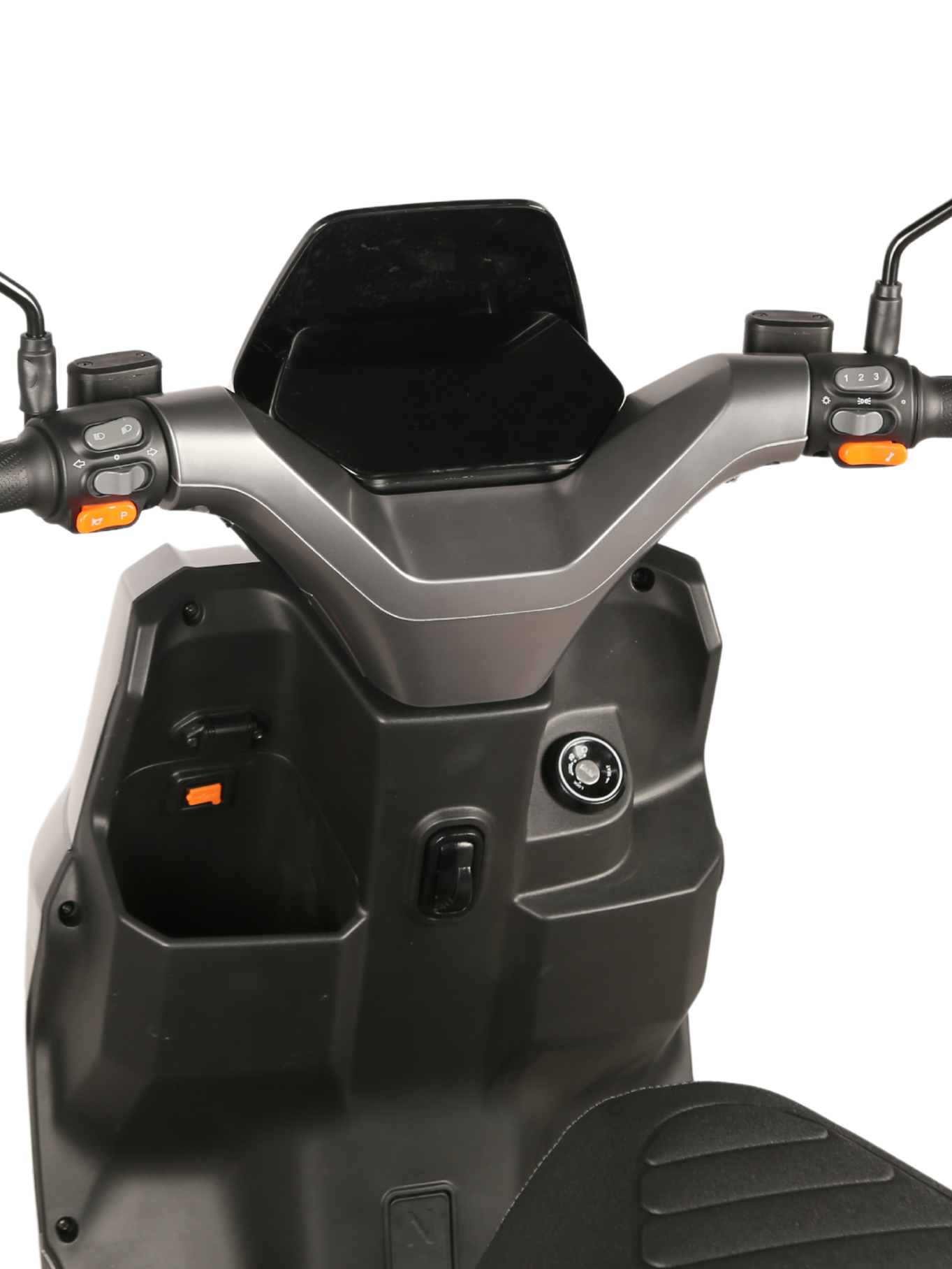 full LED headlight, rear taillight, front disc brakes, rear drum brakes, digital speedometer
