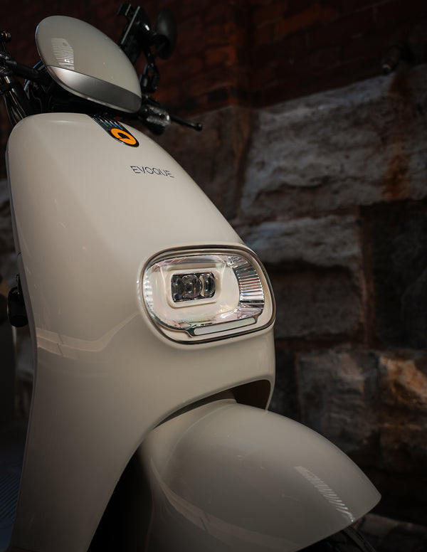 Evoque, Gem, Ebikes, Scooter Style EBikes, Emmo, Ride the Wind, EZ Rides, Streetster